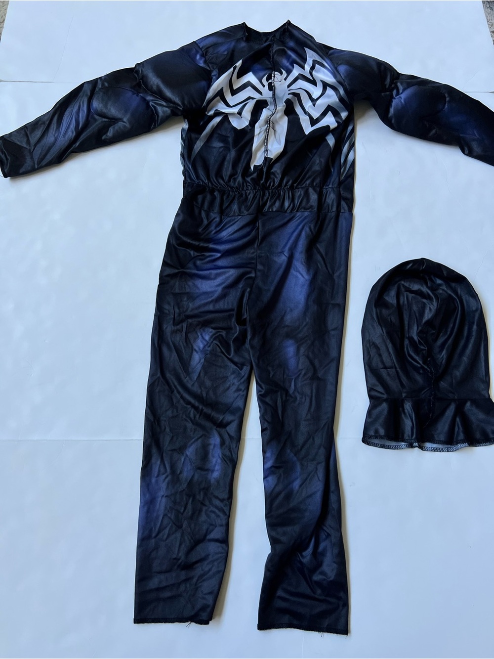 Jazwares Marvel Venom Child Costume Padded Muscles Jumpsuit Mask Small (4/7) - Picture 15 of 16